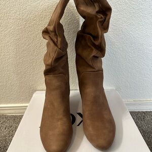 Women's Brown Slouch Boots